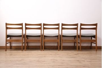 北欧ヴィンテージ　ユニセックスなデザインが格好良いチーク材製のチェア5脚セット(ダイニングチェア、椅子、ビンテージ)(R-047704)