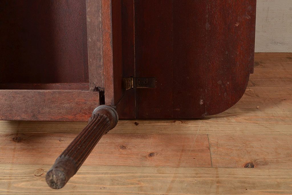 イギリスアンティーク クラシカルな佇まいが魅力的なマホガニー材製のバタフライセンターテーブル(エクステンション、ローテーブル)(R-047709)