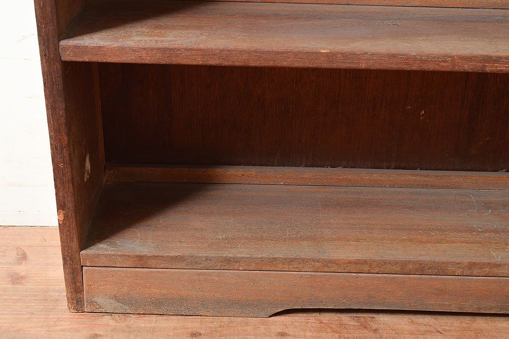 和製アンティーク　使い込まれた風合いが味わい深いシンプルなブックシェルフ(収納棚、本棚)(R-047710)