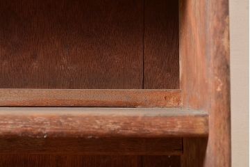 和製アンティーク　使い込まれた風合いが味わい深いシンプルなブックシェルフ(収納棚、本棚)(R-047710)