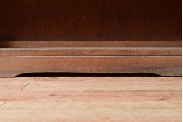 和製アンティーク　使い込まれた風合いが味わい深いシンプルなブックシェルフ(収納棚、本棚)(R-047710)