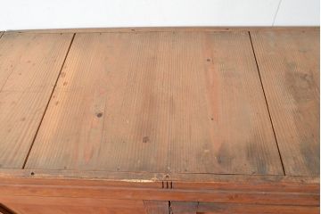 和製アンティーク　レトロな佇まいが魅力的な引き出し付きブックケース(本箱、本棚、戸棚)(R-047711)