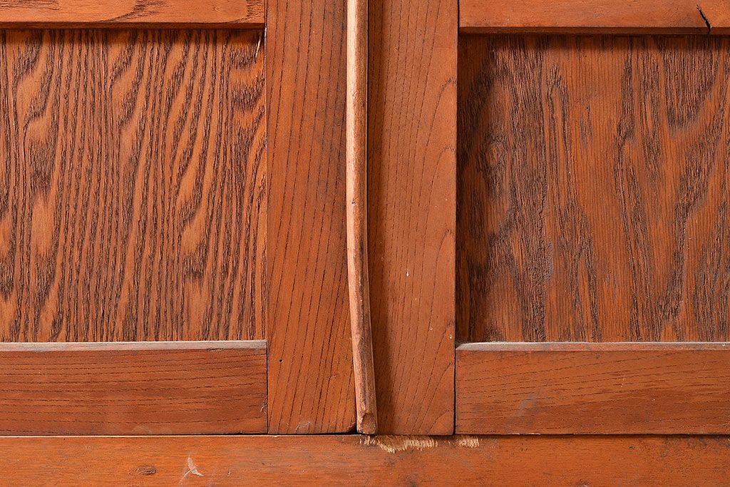 和製アンティーク　レトロな佇まいが魅力的な引き出し付きブックケース(本箱、本棚、戸棚)(R-047711)