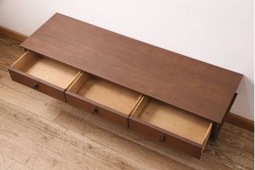 ヴィンテージ家具　アメリカ　ミッドセンチュリースタイルにぴったり!スタイリッシュなデザインのチーク材製リビングボード(テレビボード、テレビ台、ビンテージ)(R-047712)