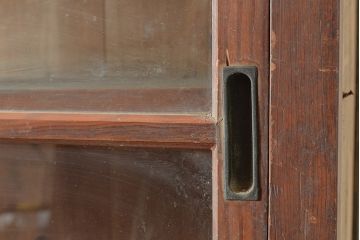 和製アンティーク　たっぷり収納できるシンプルな重ね戸棚(収納棚、食器棚、キャビネット)(R-047713)