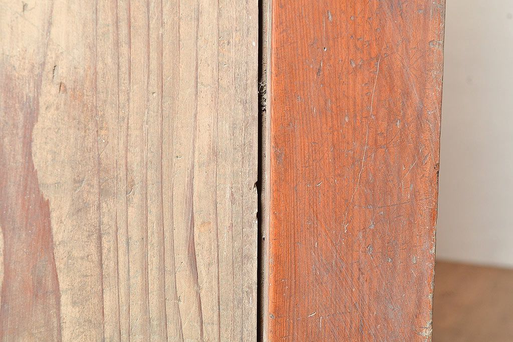 和製アンティーク　たっぷり収納できるシンプルな重ね戸棚(収納棚、食器棚、キャビネット)(R-047713)