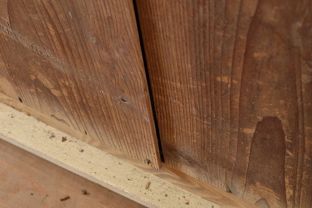 和製アンティーク　たっぷり収納できるシンプルな重ね戸棚(収納棚、食器棚、キャビネット)(R-047713)