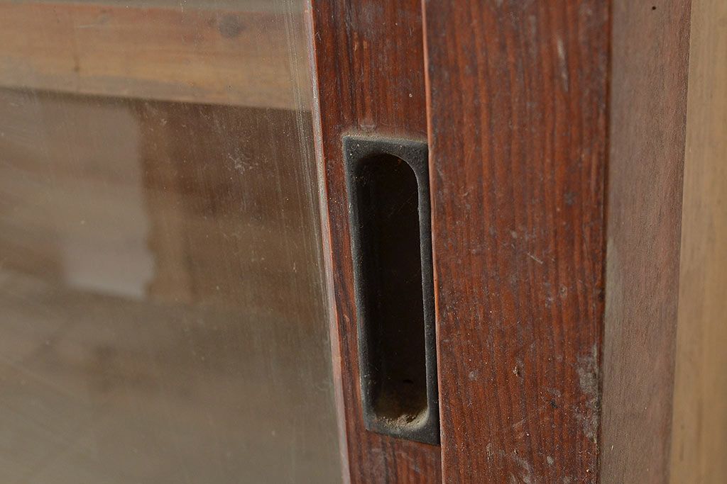 和製アンティーク　たっぷり収納できるシンプルな重ね戸棚・下段(収納棚、食器棚、キャビネット)(R-047715)