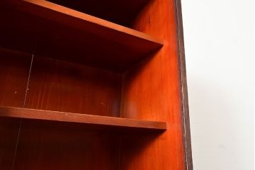 和製アンティーク　レトロな佇まいが趣溢れるヒノキ材製の重ね戸棚(収納棚、飾り棚、キャビネット)(R-047721)