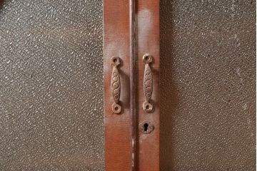 和製アンティーク　レトロとモダンがミックスしているお洒落な本箱(ブックケース、戸棚、キャビネット)(R-047724)