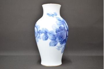 大倉陶園　ブルーローズ　花瓶　共箱　定価43,200円(花器、フラワーベース)(R-047731)