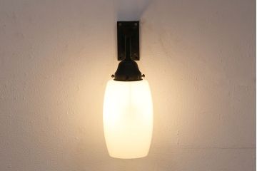 アンティーク照明　花のモチーフがポイントの可愛らしいウォールランプ(壁掛け照明、壁付け照明)(R-047777)