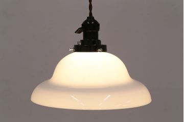 アンティーク照明　柔らかな曲線のフォルムが優しい雰囲気を漂わせる天井照明(ペンダントライト、吊り下げ照明)(R-047778)