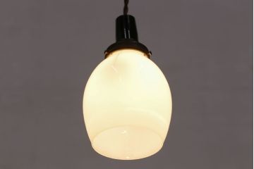 アンティーク照明　ぷっくりとした筒型が柔らかい雰囲気を醸し出す天井照明(ペンダントライト、吊り下げ照明)(R-047779)