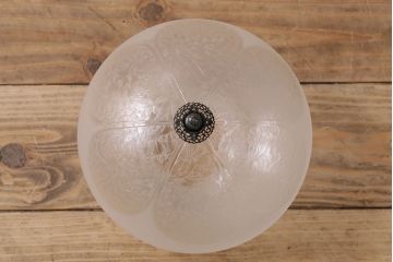 アンティーク照明　昭和初期　摺ガラス地結霜ガラス　上品で凝った作りが魅力的なグローブ照明(ガラスシェード、天井照明、吊り下げ照明)(R-047780)