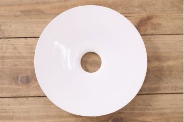 アンティーク照明　昔懐かしさ漂うレトロな平笠シェードの吊り下げ照明(ペンダントライト、天井照明、電笠)(R-047783)