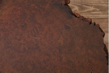 和製アンティーク　総カリン材製!美しい鳥眼杢が見られる存在感のある座卓(花台、飾り台、花梨材)(R-047785)