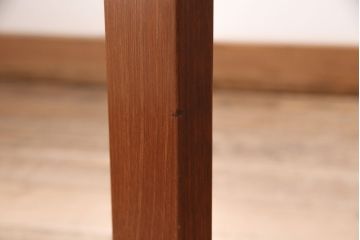 北欧ヴィンテージ　タイルトップのデザインがおしゃれなデンマーク製のセンターテーブル(リビングテーブル、コーヒーテーブル、ビンテージ)(R-047789)