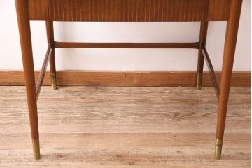 イギリスビンテージ　MAPLE　QUALITY　レザートップが高級感を高めるメープル材製のデスク(机、在宅ワーク、在宅用ワークデスク、メイプル)(R-047790)
