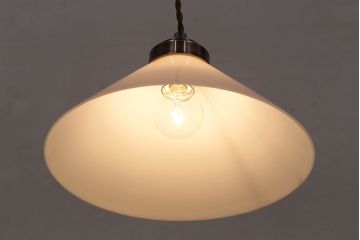 ヴィンテージ照明　シンプルなシェードが魅力のペンダントライト(ランプシェード、天井照明、ビンテージ)(R-047792)