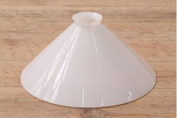 ヴィンテージ照明　シンプルなシェードが魅力のペンダントライト(ランプシェード、天井照明、ビンテージ)(R-047792)