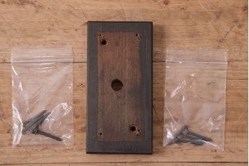 アンティーク照明　花と蝶の銅板透かし彫りが目を引く、大正ロマンな雰囲気漂うウォールランプ(壁掛け照明、壁付け照明)(R-047793)