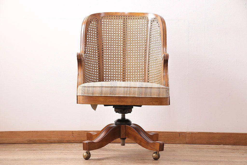 中古　ドレクセルヘリテイジ・ジャパン　Cameo Classics(キャメオクラシックス)　エレガントで格調高い雰囲気漂うマホガニー材製のデスクチェア(回転椅子)(定価約40万円)(R-047798)