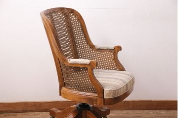 中古　ドレクセルヘリテイジ・ジャパン　Cameo Classics(キャメオクラシックス)　エレガントで格調高い雰囲気漂うマホガニー材製のデスクチェア(回転椅子)(定価約40万円)(R-047798)