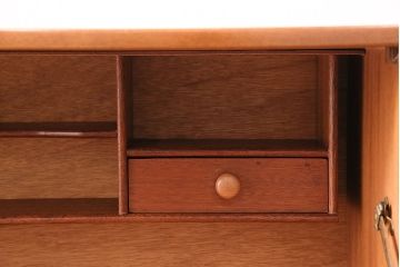 北欧ビンテージ　チーク材製　北欧生まれ!木の温もりを感じるライティングビューロー(デスク、簿記机、在宅ワーク、在宅用収納棚)(R-047800)