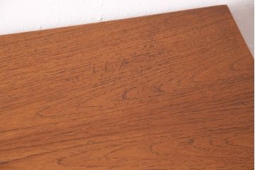 北欧ビンテージ　チーク材製　北欧生まれ!木の温もりを感じるライティングビューロー(デスク、簿記机、在宅ワーク、在宅用収納棚)(R-047800)