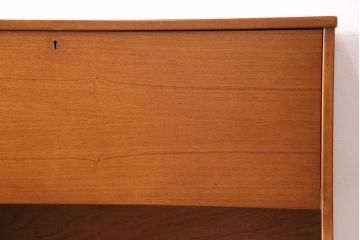 北欧ビンテージ　チーク材製　北欧生まれ!木の温もりを感じるライティングビューロー(デスク、簿記机、在宅ワーク、在宅用収納棚)(R-047800)