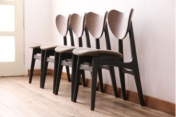 北欧ビンテージ　G-PLAN(ジープラン)　羽を広げたようなユニークなデザインが魅力的なチェア4脚セット(バタフライチェア、ダイニングチェア、椅子)(R-047807)