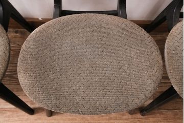 北欧ビンテージ　G-PLAN(ジープラン)　羽を広げたようなユニークなデザインが魅力的なチェア4脚セット(バタフライチェア、ダイニングチェア、椅子)(R-047807)