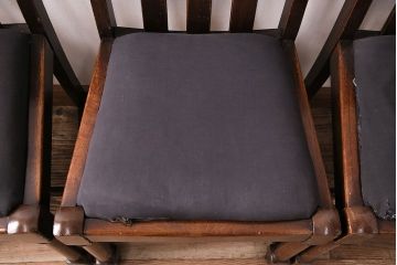 イギリスアンティーク　オーク材　落ち着いた雰囲気が魅力のシンプルなチェア4脚セット(ダイニングチェア、椅子)(R-047809)