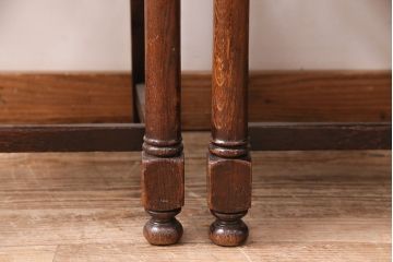 イギリスアンティーク　オーク材　落ち着いた雰囲気が魅力のシンプルなチェア4脚セット(ダイニングチェア、椅子)(R-047809)