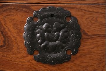 和製ヴィンテージ　国産民芸家具!動き出しそうな杢目が高級感を演出する重ね箪笥・下段(衣装箪笥、引き出し、ビンテージ)(R-047813)