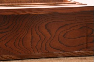 中古　民芸家具　ケヤキ材の迫力ある木目が魅力!和の雰囲気を高める長火鉢(囲炉裏、木製火鉢)(R-047814)