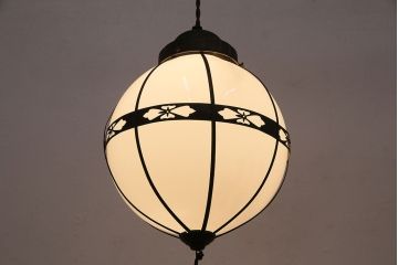 和製アンティーク　オリエンタルな雰囲気漂うタッセル(飾り房)付きの吊り下げ照明(天井照明)(R-047820)