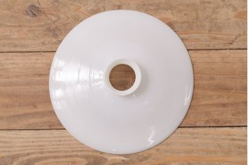 アンティーク照明　昭和レトロ　昔懐かしい平笠シェードの吊り下げ照明(ペンダントライト、天井照明、電笠)(R-047821)