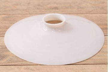 アンティーク照明　昭和レトロ　古き良き時代の雰囲気溢れる平笠シェードの吊り下げ照明(ペンダントライト、天井照明、電笠)(R-047822)