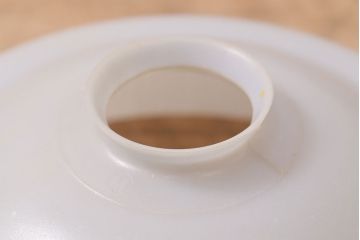 アンティーク照明　ベークライト　お花のモチーフが優しい雰囲気を醸し出すペンダントライト(天井照明、吊り下げ照明)(R-047825)