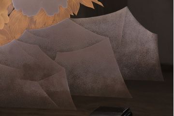 中古　美品　民芸家具　輪島塗　井波唯志作　萩に牡丹　金銀蒔絵　蒔絵の意匠が見事な大振りの衝立(定価約450万円)(つい立て)(R-047826)
