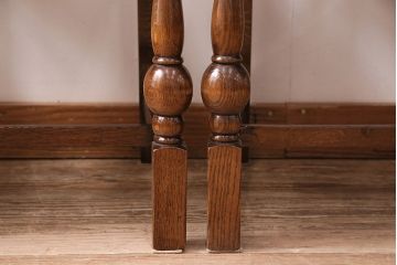 イギリスアンティーク　個性的な背もたれのデザインがお洒落なオーク材のチェア4脚セット(ダイニングチェア、椅子)(R-047834)