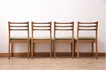北欧ビンテージ　程よいデザイン性が魅力的なチーク材のチェア4脚セット(ダイニングチェア、椅子)(R-047836)