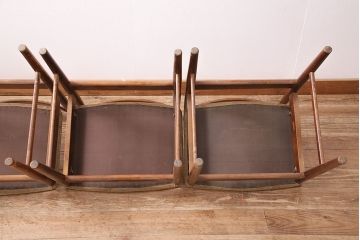 イギリスビンテージ　背もたれのデザインがアクセントになるチーク材のチェア4脚セット(ダイニングチェア、椅子、バラ売り可能)(R-047837)