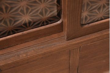 和製アンティーク　スタイリッシュに生まれ変わったレトロモダンな組子入り箪笥ローボード(時代箪笥、収納棚、戸棚)(R-047840)