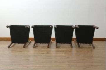 イギリスアンティーク　クラシカルな佇まいが魅力的なウォールナット材製のチェア4脚セット(ダイニングチェア、椅子)(R-047843)