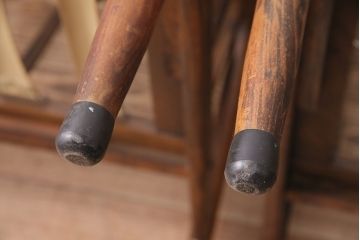 和製ビンテージ　ゆったりくつろげる座面の広さが魅力のブナ材製1人掛けソファ2脚セット(アームチェア)(R-047847)