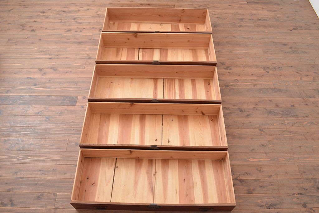 和製アンティーク　前面ケヤキ材　鶴亀金具　時代の風情が漂う二本松箪笥(重ね箪笥、衣装箪笥、整理箪笥、引き出し)(R-047855)