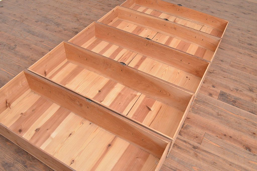 和製アンティーク　前面ケヤキ材　鶴亀金具　時代の風情が漂う二本松箪笥(重ね箪笥、衣装箪笥、整理箪笥、引き出し)(R-047855)